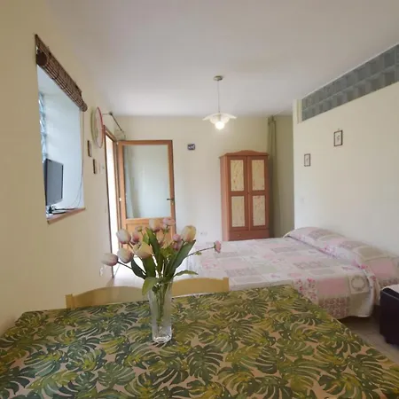 Margherita Monolocale Marina di Campo